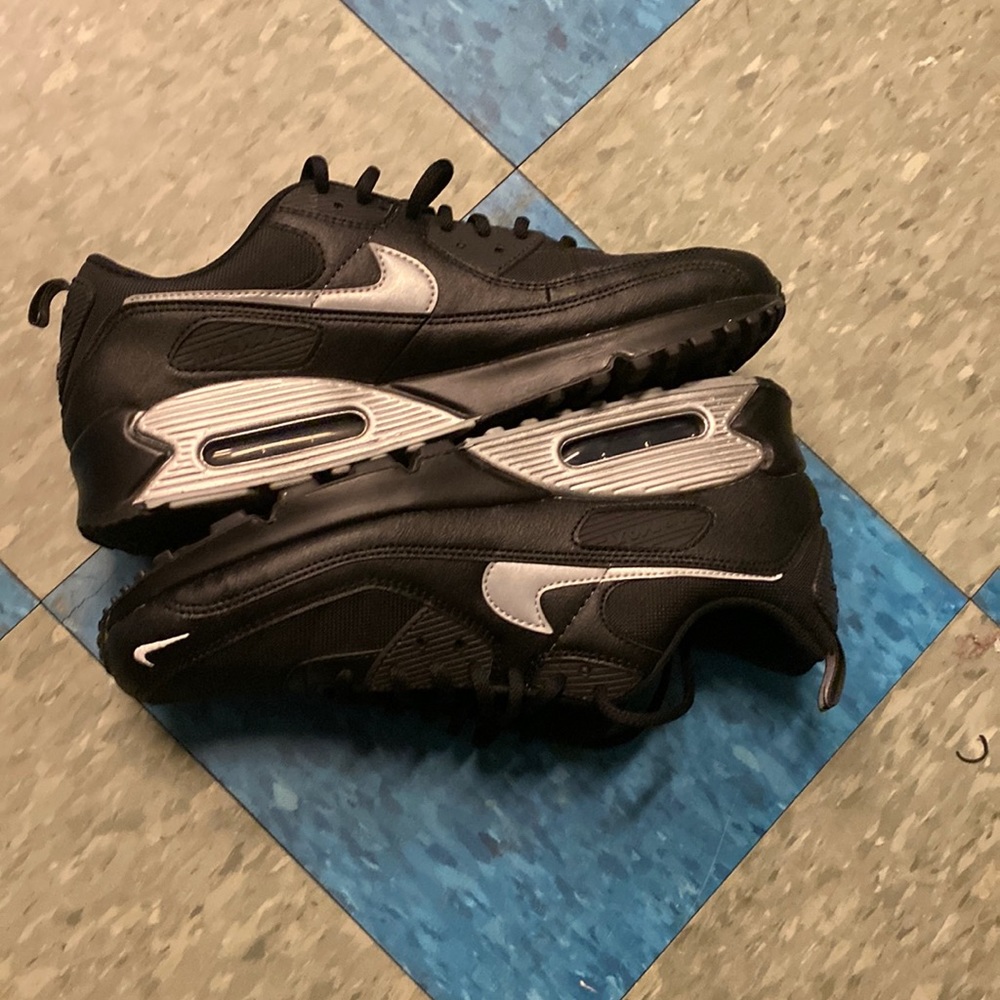 Nike Air Max 90 Black metallic silver*